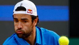 La rivincita di Berrettini, quante cattiverie dopo l’arrivo di Ferrara: Matteo dimentica Wimbledon con Vanessa Bellini
