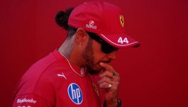 Hamilton il peggiore debuttante in Ferrari dai tempi di Ivan Capelli (era il 1992). E Villeneuve lo attacca