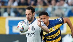 Inter, Calhanoglu dall’addio a protagonista della rivoluzione di Chivu: il tecnico lo vuole in un altro ruolo