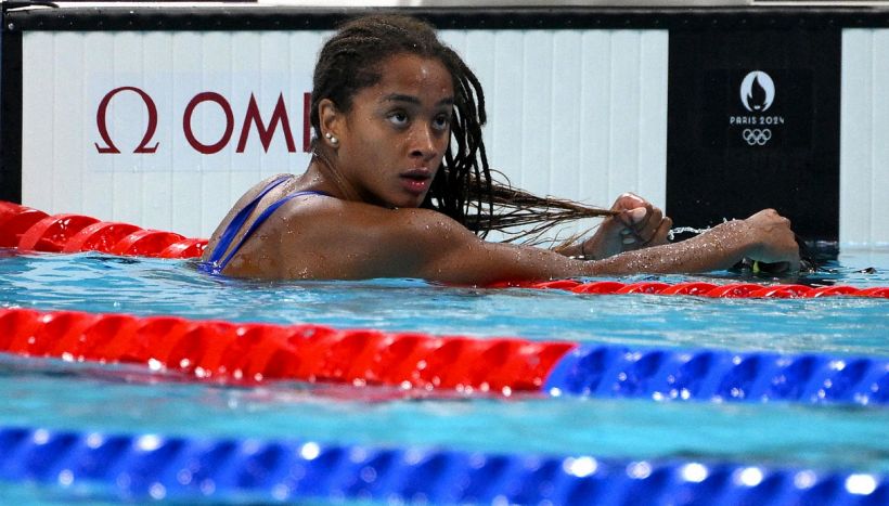Sara Curtis come Benedetta Pilato, dopo i Mondiali il cambio di allenatore: la scelta USA e la richiesta della Federnuoto