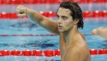 Mondiali, Ceccon d’argento con la staffetta: Martinenghi in finale col brivido, squalifica revocata. Curtis e 4x100 da record