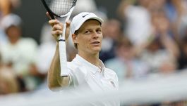 Panatta drastico su Sinner: le previsioni su Cobolli e Sonego, lo sfottò a Shelton e l'ammissione su Djokovic