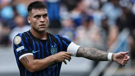Inter, Lautaro scarica Calhanoglu: 'Via chi non vuol restare'. Anche Marotta e Chivu contro il turco, è caos