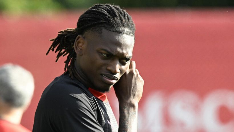 Milan, per Franco Ordine gesto Leao spiega bene flop scorso anno. Cena di mercato Allegri-Tare, cosa si sono detti