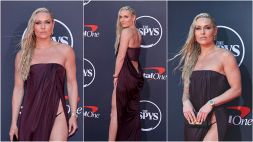 Lindsey Vonn: spacco vertiginoso agli ESPY Awards 2025 e un colpo di vento provoca l'imprevisto hot