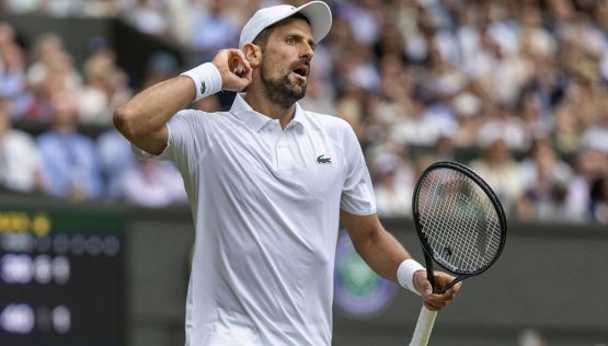 Djokovic: "Sinner e Alcaraz, qui a Wimbledon posso batterli". Il tabù Federer e le parole dolci per Cobolli