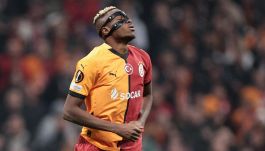 Osimhen al Galatasaray apre il valzer delle punte: il futuro di Vlahovic, Nunez, Lucca e Retegui