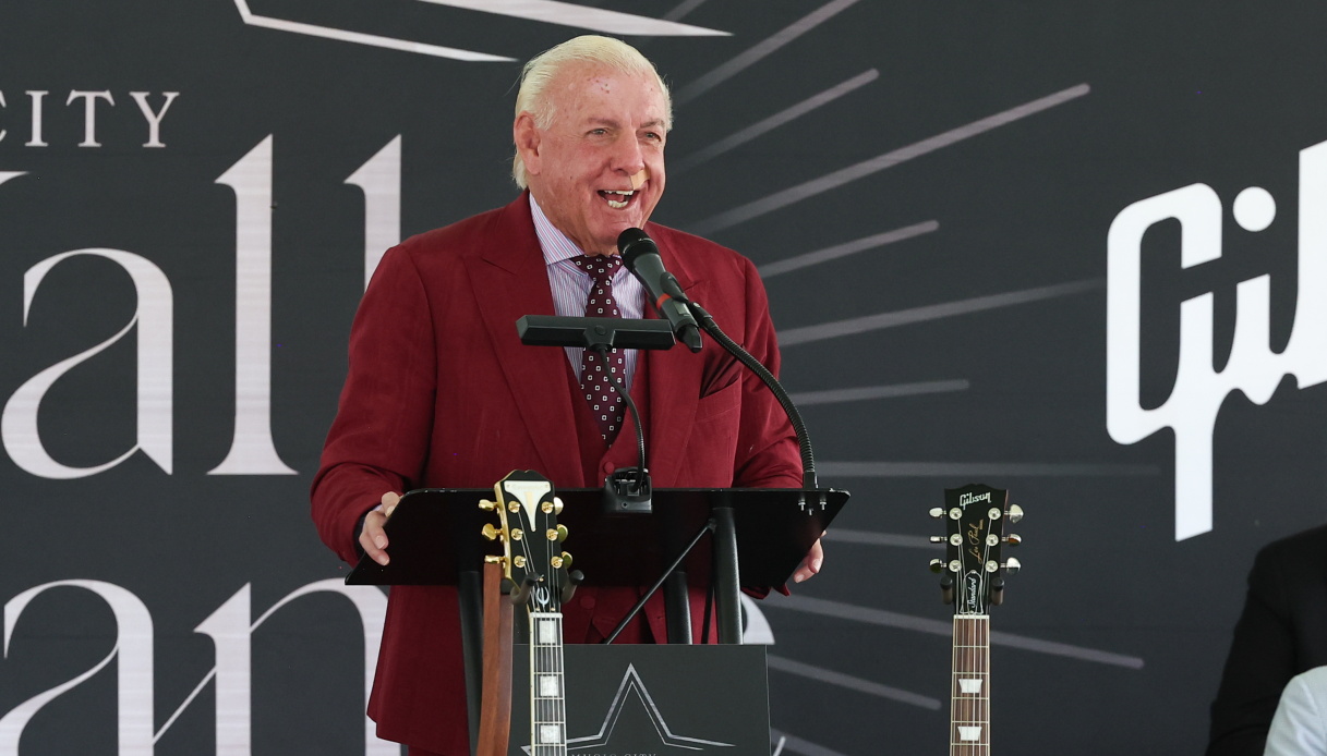 https://wips.plug.it/cips/sport.virgilio.it/cms/2025/07/ric-flair.jpg
