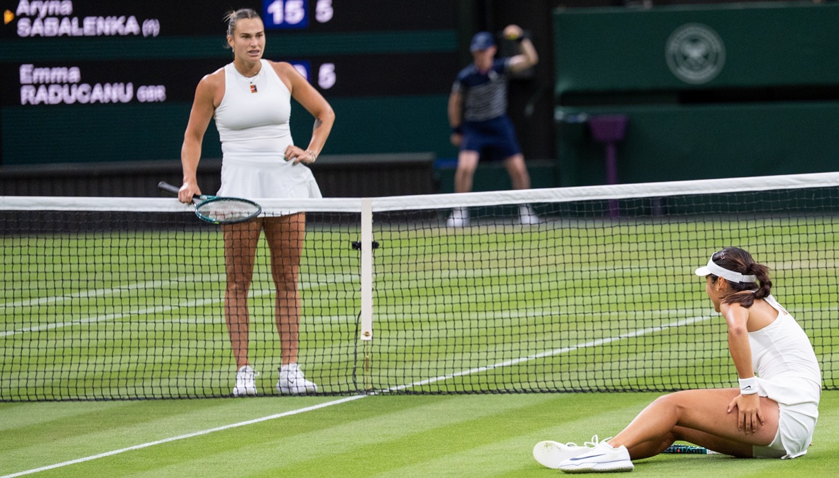 https://wips.plug.it/cips/sport.virgilio.it/cms/2025/07/sabalenka-raducanu.jpg