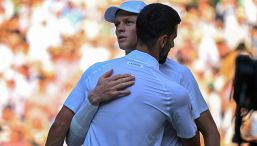 Sinner, senti Djokovic: "Ha fatto una cosa che non doveva, in finale Alcaraz favorito. Tornerò a Wimbledon"