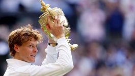 Sinner, la grande beffa del montepremi di Wimbledon: persi 1,2 milioni di euro, ma a Swiatek è andata peggio