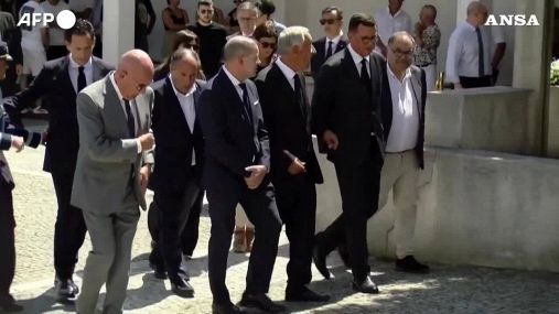 Portogallo, anche il presidente Rebelo de Sousa rende omaggio a Diogo Jota