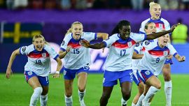 Europei femminili: Italia con l'Inghilterra in semifinale, portiere Svezia para 3 rigori ma sbaglia il suo