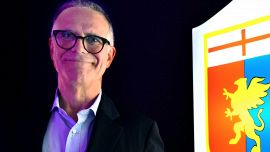 Genoa vieta abbonamento a ex presidente Zangrillo, che polemica. I calciatori telefonano ai tifosi per convincerli