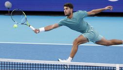 Cincinnati: Alcaraz raggiunge Sinner in finale, Zverev è crollato per problemi respiratori