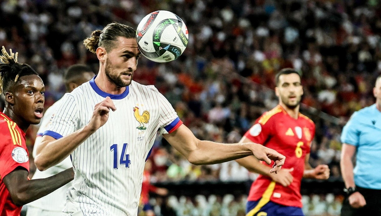 https://wips.plug.it/cips/sport.virgilio.it/cms/2025/08/arravviot-1.jpg