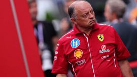 Ferrari, da Vasseur nuova bordata ad Hamilton: 'Non è come Sainz'