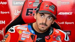 Motogp, Bagnaia nerissimo, Marquez scherza: "Le altre Ducati mi hanno copiato"