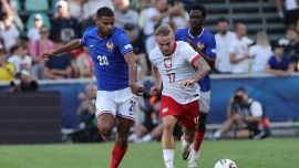 Inter, Diouf soffiato a Conte: la sfida scudetto al Napoli è già partita, lo sgarbo di Marotta a De Laurentiis
