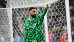 Donnarumma sempre più all'angolo: il Psg attacca, Chevalier provoca. Resta solo lo United: il gesto di Amorim