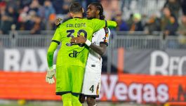 Genoa-Lecce senza gol per i miracoli di Falcone, dal ruolo con Verdone ai rigori parati ecco Superman Vladimiro