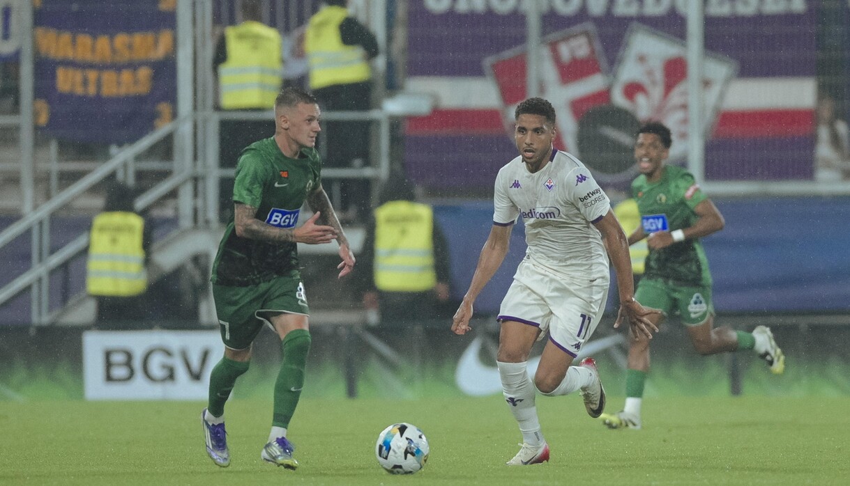 https://wips.plug.it/cips/sport.virgilio.it/cms/2025/08/fiorentina-1.jpg