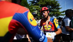 Ciccone cade per inseguire Del Toro alla Vuelta a Burgos: esami col fiato sospeso. Evenepoel passa alla Red Bull