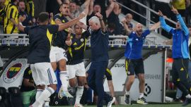 Fenerbahce-Feyenoord, moviola: Chiffi e Pairetto stavolta portano fortuna a Mourinho, per lo Special One erano i peggiori
