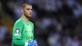 Il Psg vince la Supercoppa senza Donnarumma ma Chevalier convince a metà: papera nei 90’, poi para un rigore