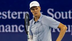 Cincinnati, Sinner più forte della pioggia: supera Mannarino in due set e centra i quarti di finale