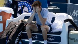 Sinner ennesima ‘vittima’ di Cincinnati, ma per Bertolucci la colpa del ritiro è anche sua: la dura critica a Jannik e all’ATP