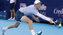 Sinner, frecciata a Panichi ed elogio a Ferrara. Atmane: "Jannik ha due braccia e due piedi come me"