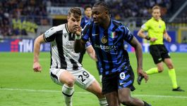 Serie A, le partite di oggi: dove vedere Torino-Fiorentina, Genoa-Juventus, Inter-Udinese e Lazio-Verona in tv e in streaming