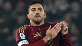 Capitano Roma, Gasperini toglie la fascia a Pellegrini: il tecnico avverte su Echeverri, Dybala e Dovbyk e scatena i social