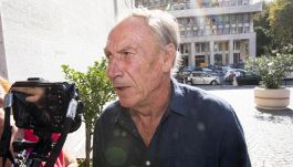 Zeman riappare sui social in buona forma: la foto insieme al figlio al mare stupisce i fan