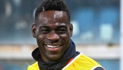 Mario Balotelli si confessa: stoccata alla Nazionale, il consiglio a Lookman, il sogno Real, i figli e l'applauso a Doualla