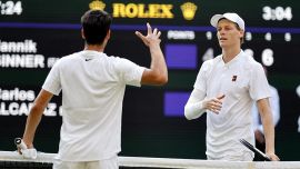 Sinner come Federer per Bertolucci, poi l'avvertimento su Alcaraz: Carlos ‘ruba’ i segreti a Jannik per tornare numero 1