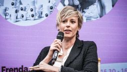 Federica Pellegrini, l’ultima avventura si chiama “Physical: da 100 a 1 Italia” con Luis Sal: ma la Divina finisce ancora nel mirino