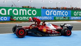 F1, classifica piloti e costruttori dopo l'Olanda: Piastri colpo mondiale, Norris ko pesante. Doppio zero Ferrari