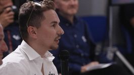 Motogp, Lorenzo ha capito cosa è successo a Bagnaia: "Pecco, ecco cosa devi fare"