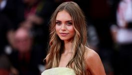 US Open, Sinner: lo scatto rubato del telefono scatena il gossip su Laila Hasanovic, il dubbio dei tifosi