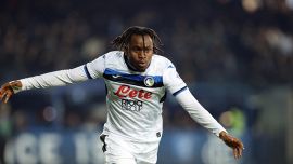 Inter, bufera su Oaktree: la colpa è di Lookman, sui social esplode la contestazione dei tifosi
