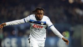 Inter, bufera su Oaktree: la colpa è di Lookman, sui social esplode la contestazione dei tifosi