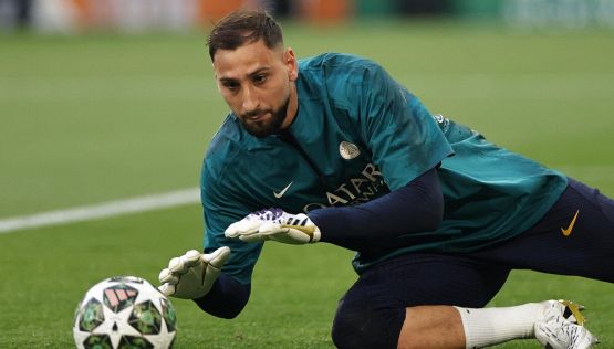 Donnarumma resta in attesa, ma dal City arriva il segnale di Guardiola che spiazza