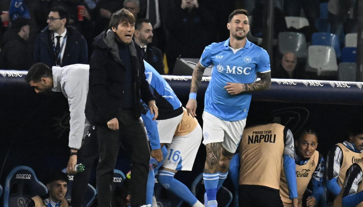 https://wips.plug.it/cips/sport.virgilio.it/cms/2025/08/napoli.jpg