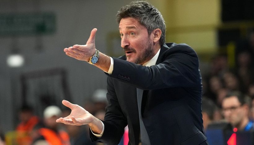 È l'Italbasket di Pozzecco: Senegal ko e primo trofeo. Under 18 terza agli Europei, fa festa pure Polonara