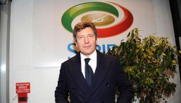 La Lega vuole giocare la A alle 20 anzichè alle 20.45 e sempre più all'estero, la rabbia dei tifosi
