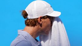 Sinner avvelenato a Cincinnati? Dubbi su torta, champagne e condizionatore: l'ombra del complotto anti Jannik