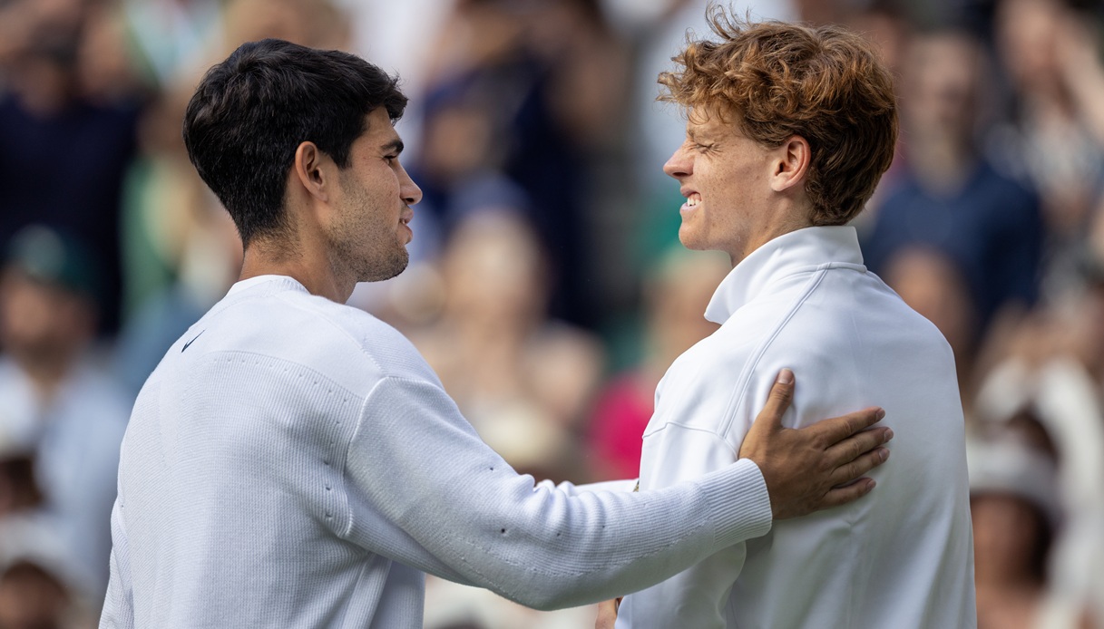 https://wips.plug.it/cips/sport.virgilio.it/cms/2025/08/sinner-alcaraz-2.jpg