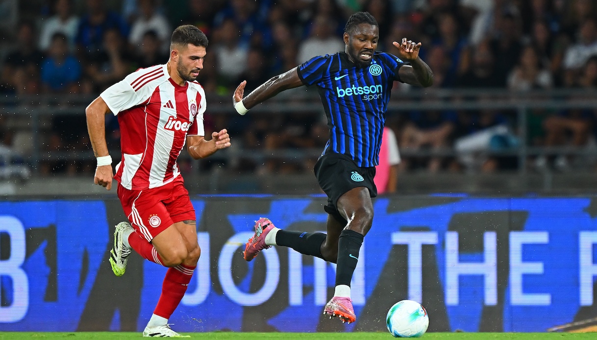 https://wips.plug.it/cips/sport.virgilio.it/cms/2025/08/thuram-inter-olympiacos.jpeg